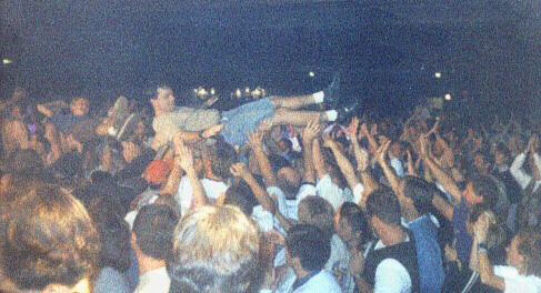 Crowd surfing Kirk with secret links: YS convention fun and the famous disappering Dad video